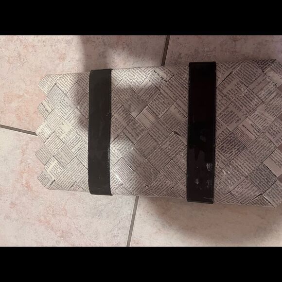 newspaper clutch got it custom made runway handbag purse - Picture 3 of 4